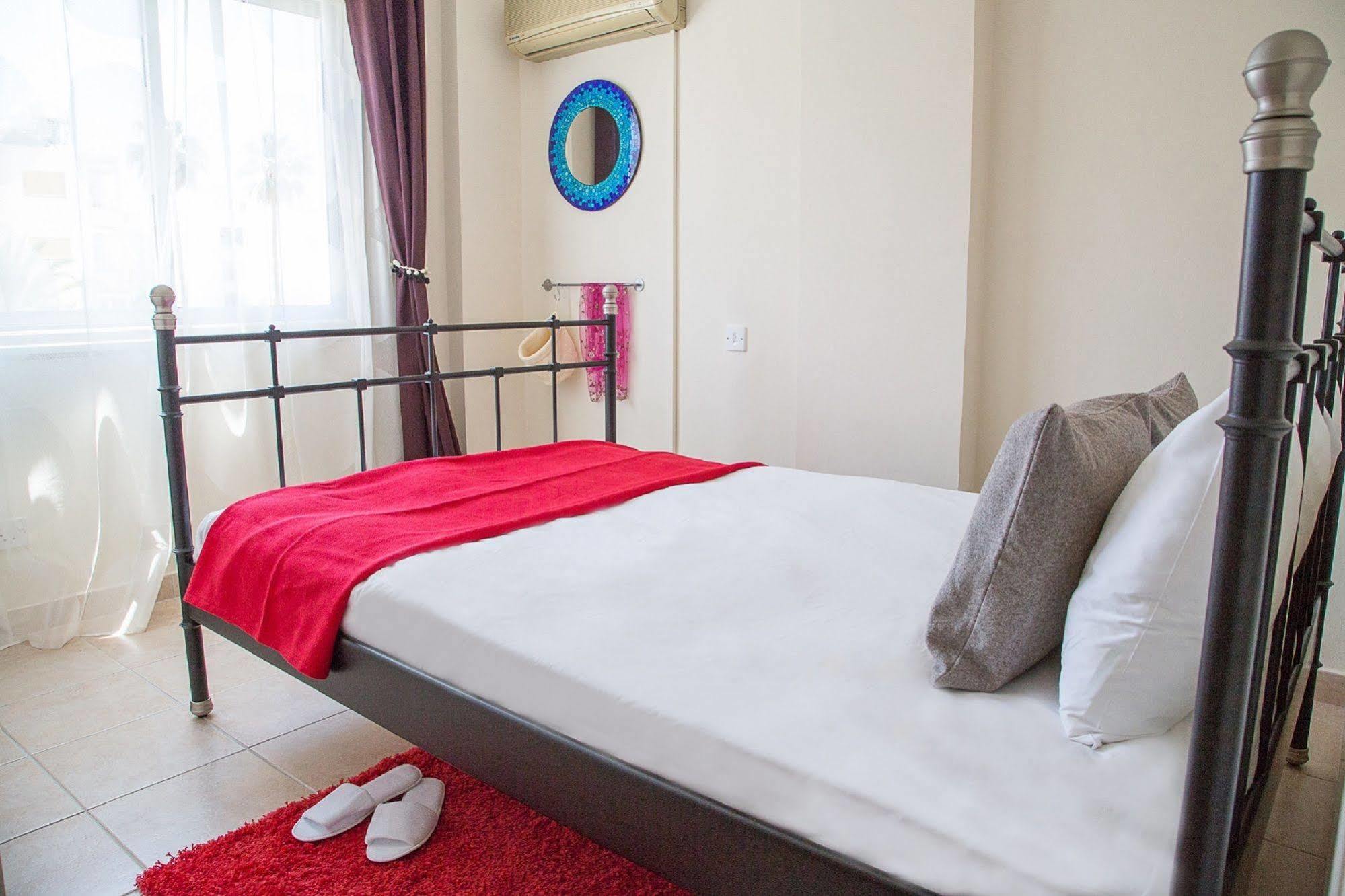 Paphos Love Nest Apartment Kültér fotó